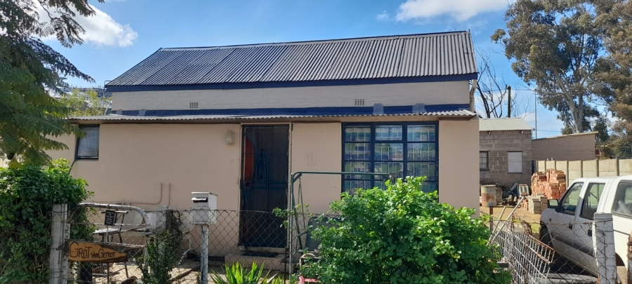 1 Bedroom Property for Sale in Moorreesburg Western Cape